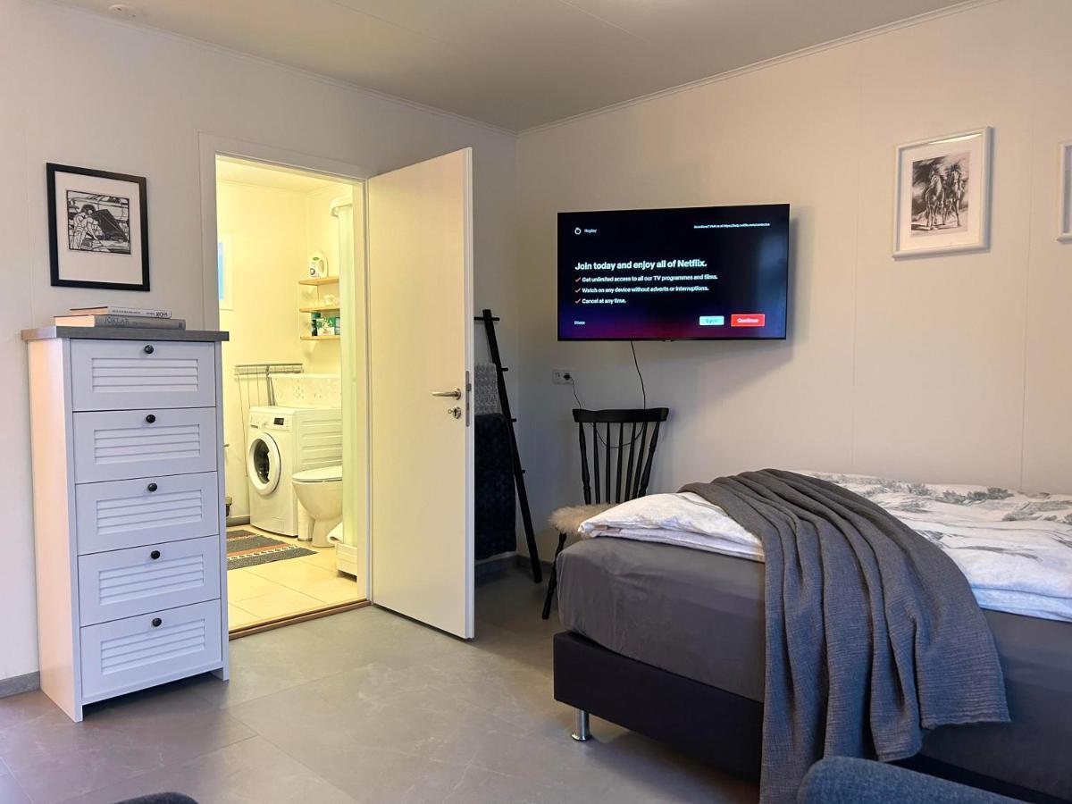 Cozy Detached Studio Apartment Reykjavik Exterior photo